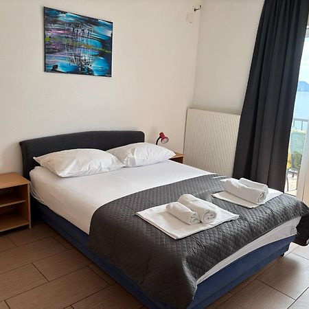 Apartments & Room Madi سينج المظهر الخارجي الصورة