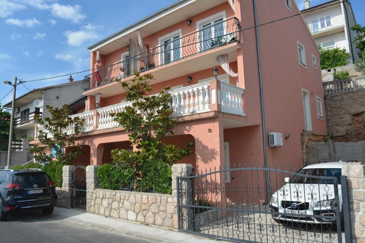 Apartments & Room Madi سينج المظهر الخارجي الصورة