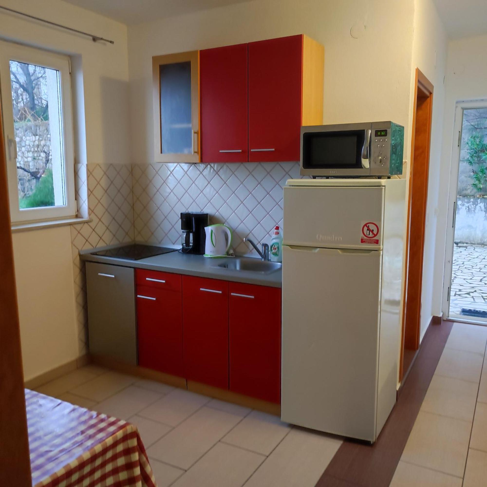 Apartments & Room Madi سينج المظهر الخارجي الصورة