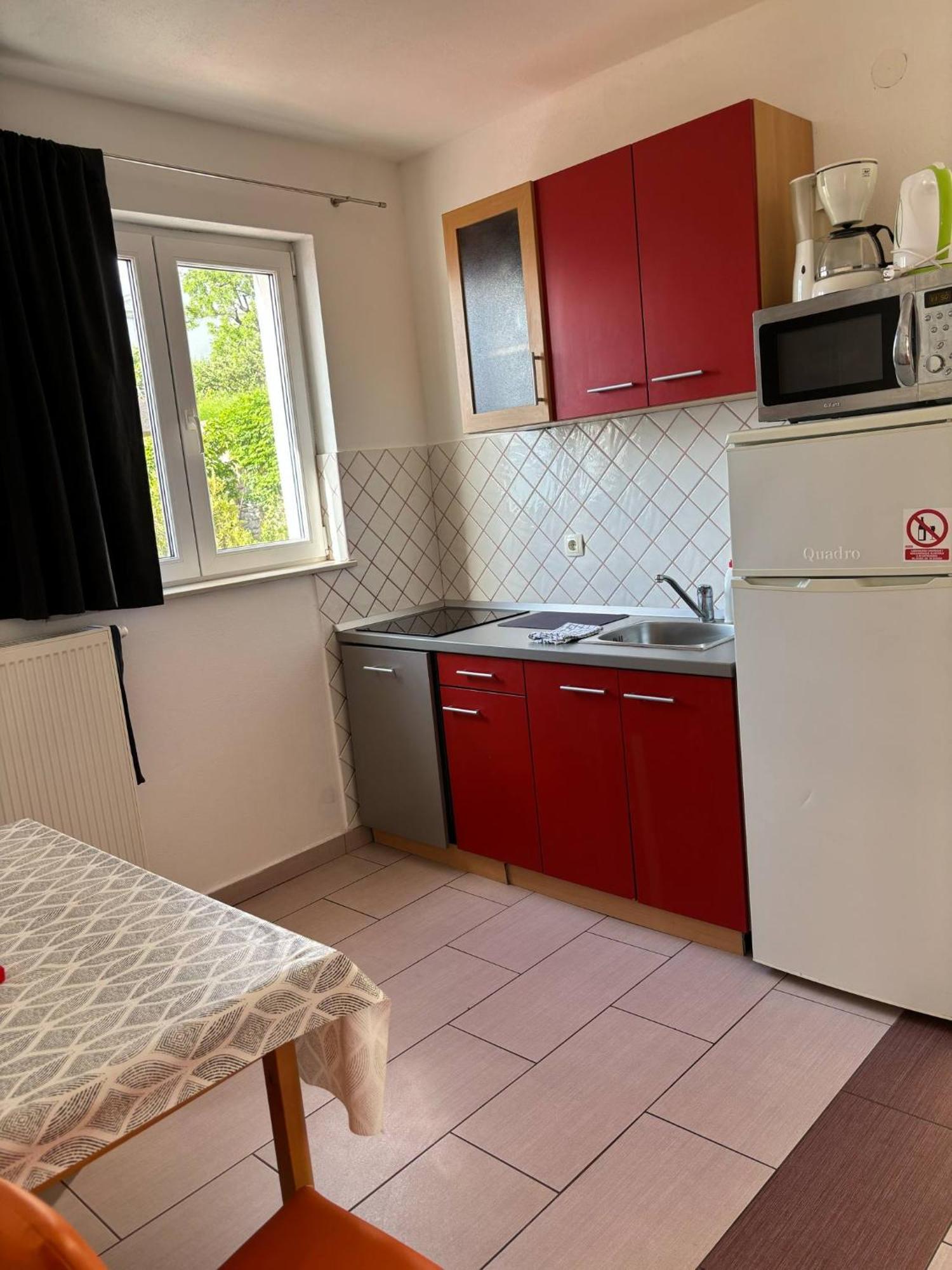 Apartments & Room Madi سينج المظهر الخارجي الصورة