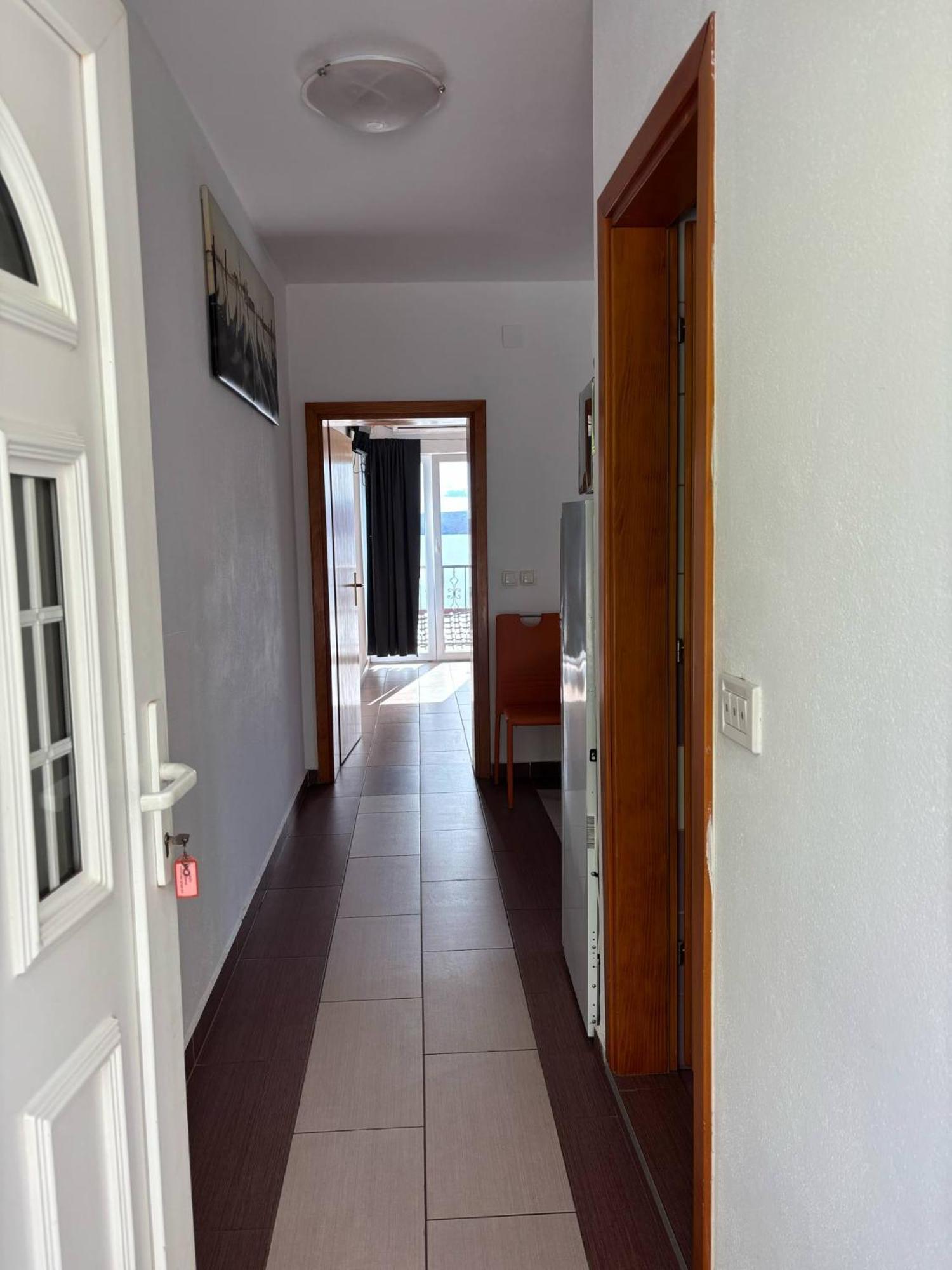 Apartments & Room Madi سينج المظهر الخارجي الصورة