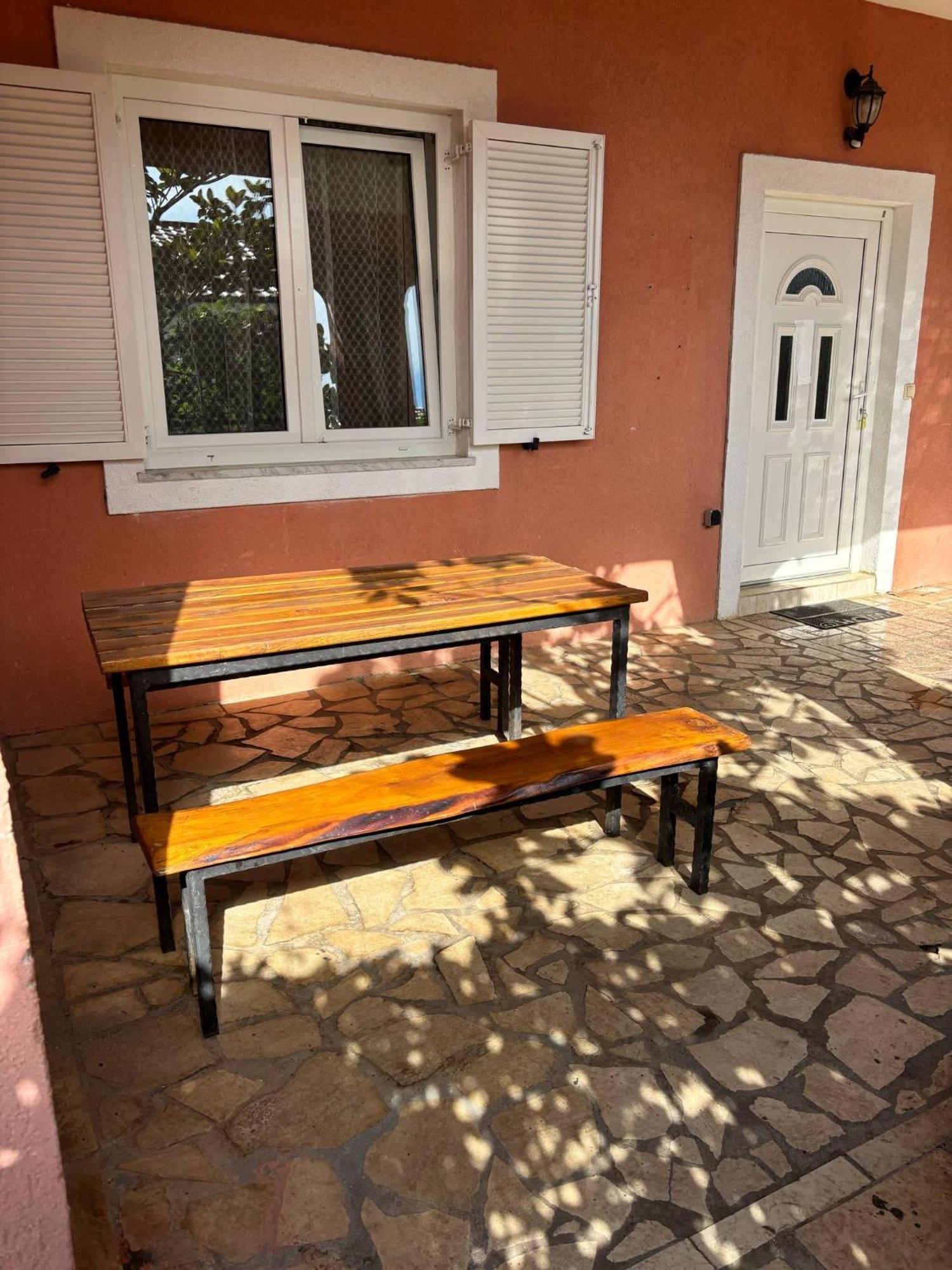 Apartments & Room Madi سينج المظهر الخارجي الصورة
