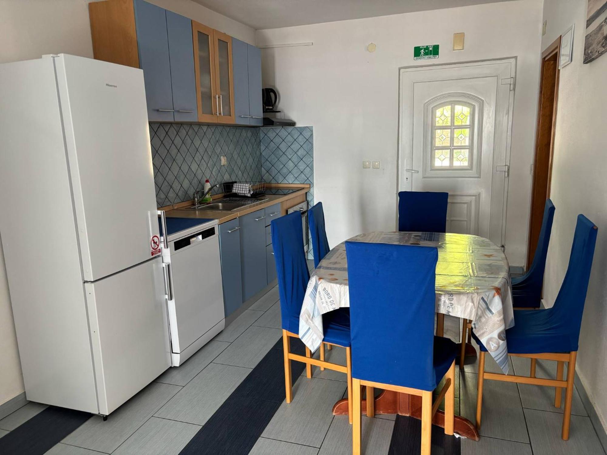 Apartments & Room Madi سينج المظهر الخارجي الصورة