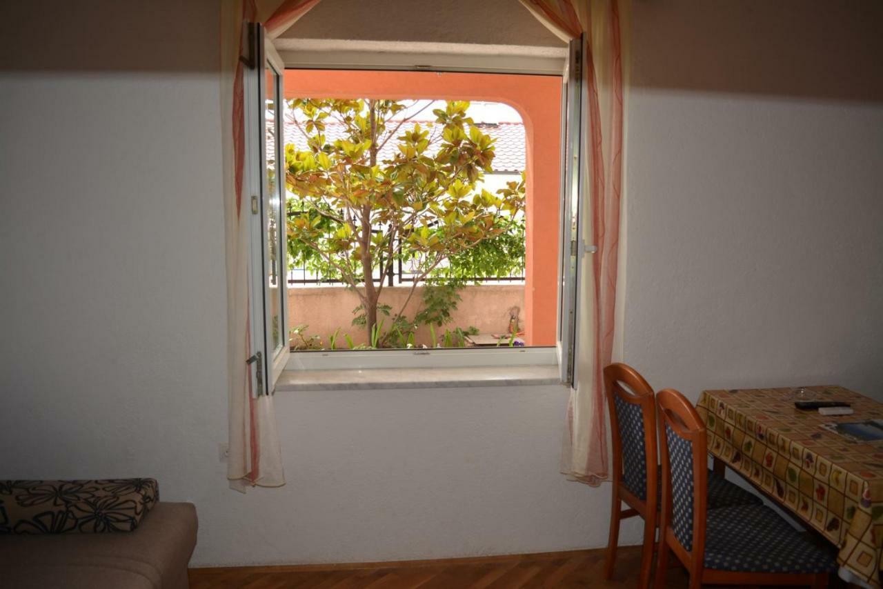 Apartments & Room Madi سينج المظهر الخارجي الصورة